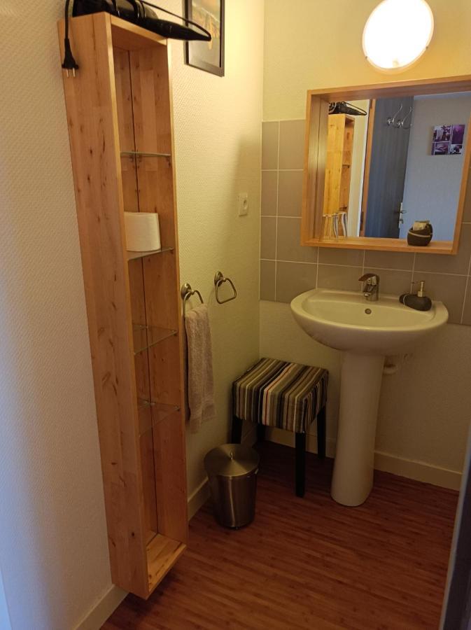 Bed and Breakfast Les Pierres Folles Rozier-en-Donzy Exterior foto